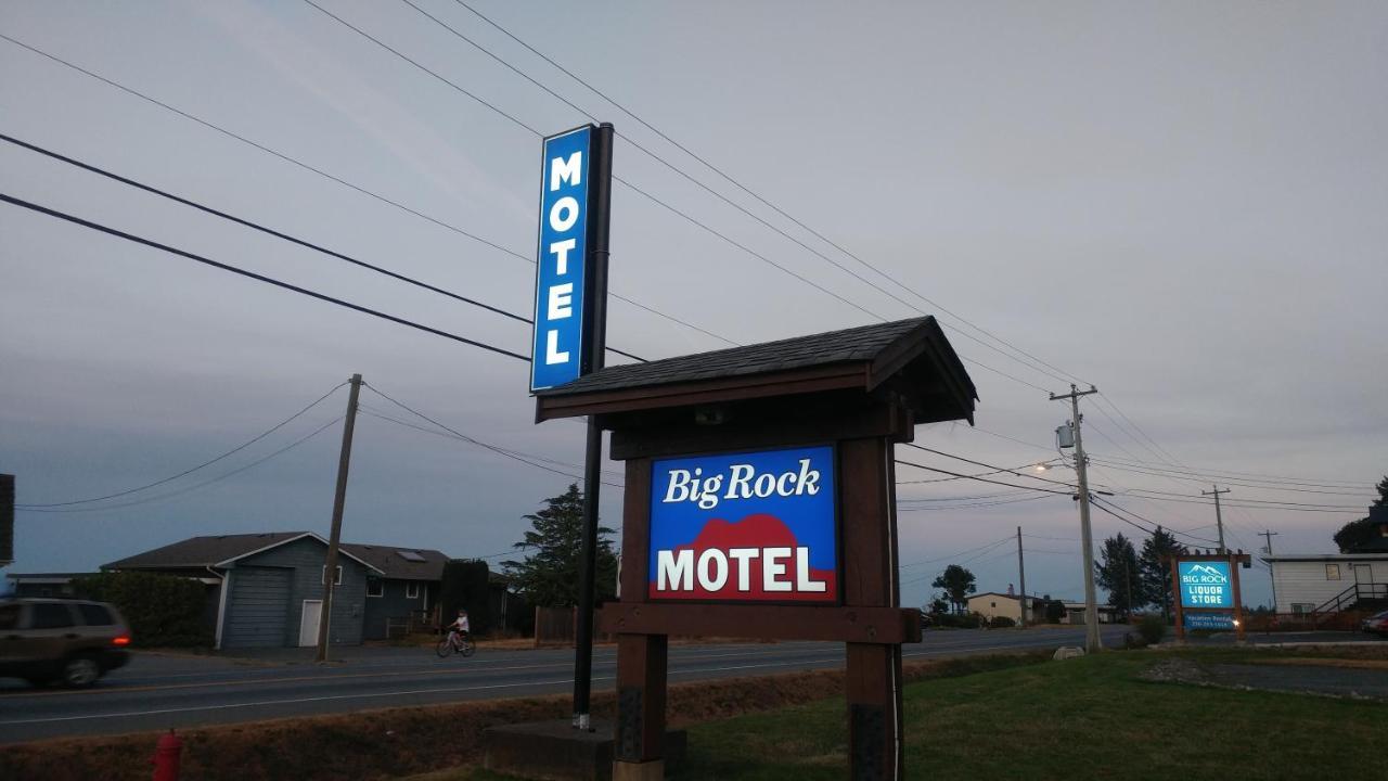 Big Rock Motel Campbell River Zewnętrze zdjęcie