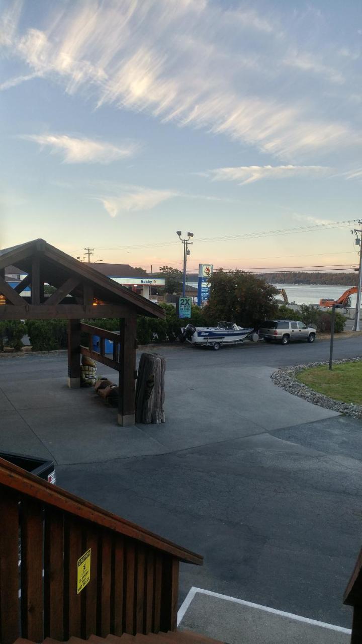 Big Rock Motel Campbell River Zewnętrze zdjęcie